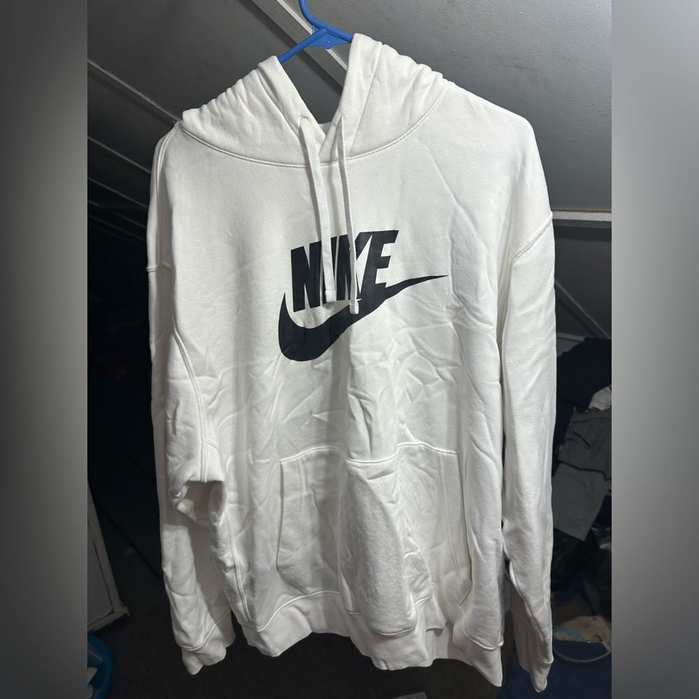 White Nike Pullover Hoodie Size XXL